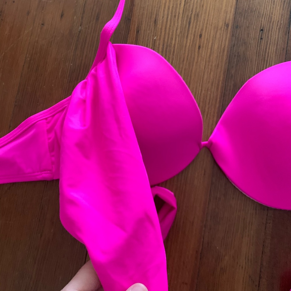Victoria’s Secret knock out wrap bikini top - Picture 5 of 8